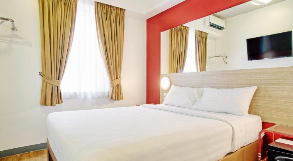 Red Planet Manila Aseana City Main image